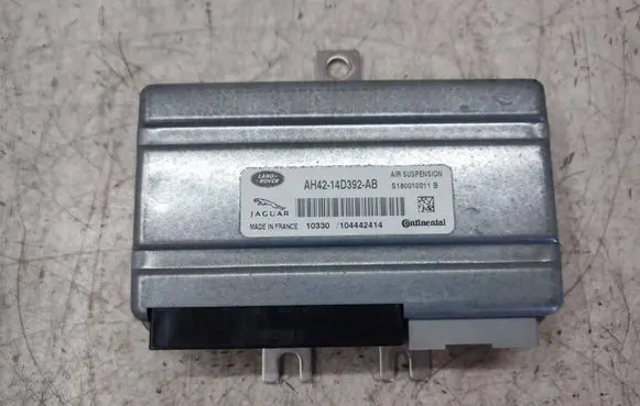 Land Rover Range Rover L322 Air suspension control unit module (rear) AH4214D392AB