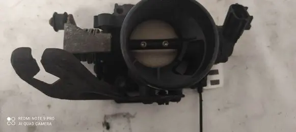 Ford Focus Throttle valve 988F9B989