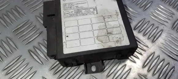 Opel Vectra B Door control unit/module 90464713 9330065147