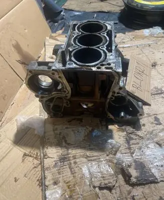 Volkswagen Lupo Engine block 03D103019J