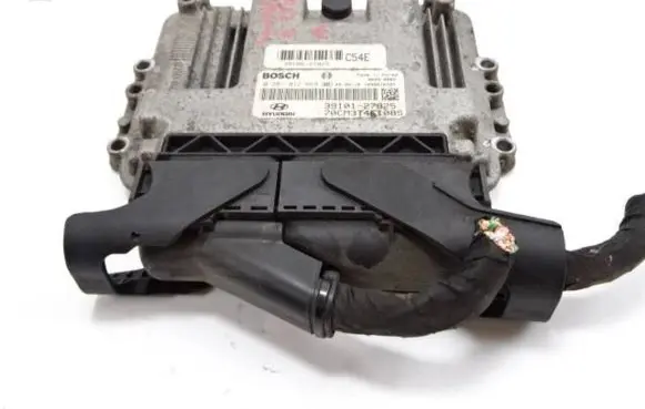 Hyundai Santa Fe Engine control unit/module 39101-27825 3910627825 0281012669