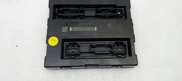 Audi A4 S4 B8 8K Comfort/convenience module 8K0907064DC