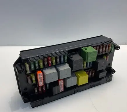 Mercedes-Benz E C207 W207 Fuse module A2319007707 A2129025711 A2129014807