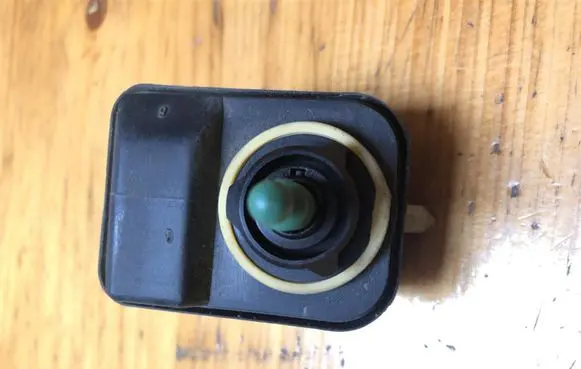 Volvo S80 Headlight level adjustment motor 