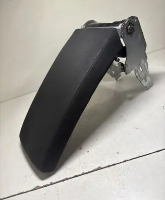 Volkswagen PASSAT B6 Armrest 