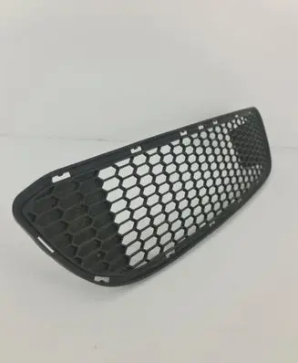 BMW 1 E82 E88 Front bumper lower grill 8045432