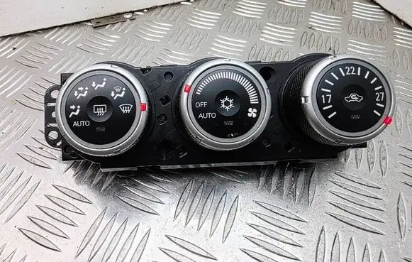 Mitsubishi ASX Climate control unit 7820A082XB