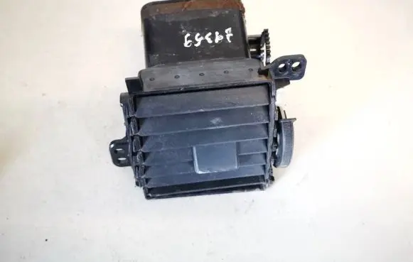 Toyota Auris 150 Dash center air vent grill bourbon9474