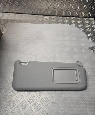 Toyota RAV 4 (XA40) Sun visor