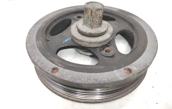 Toyota Avensis T250 Crankshaft pulley 134080R030