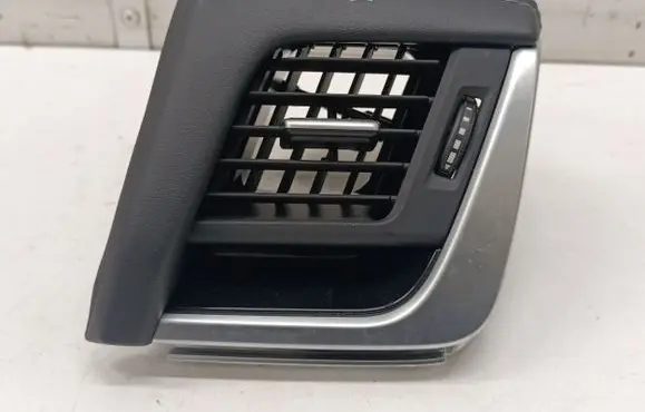 Nissan Qashqai J12 Dashboard side air vent grill/cover trim 682106UA0D