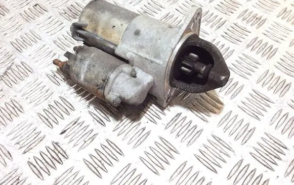 Opel Insignia A Starter motor