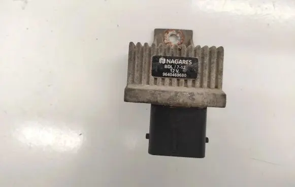 Peugeot 1007 Glow plug pre-heat relay 9640469680