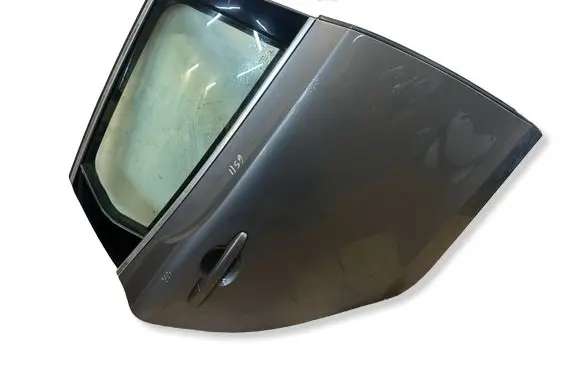 Volvo V40 Rear door 