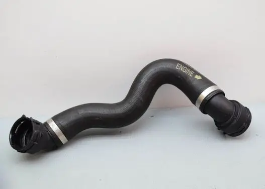 Engine coolant pipe/hose