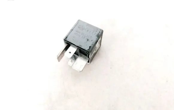 Audi A4 S4 B5 8D Other relay 8D0951253 V23134-J52-X300