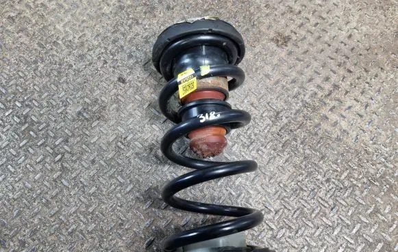 Chrysler Pacifica Rear coil spring 68231026AB P68231026AB