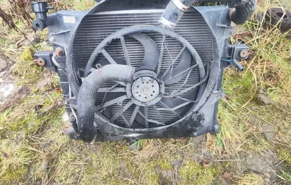 Jeep Grand Cherokee Radiator set 
