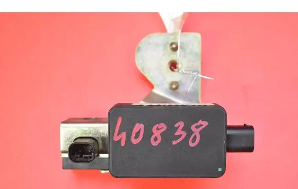 Volkswagen Bora Sensor 1J0907657A