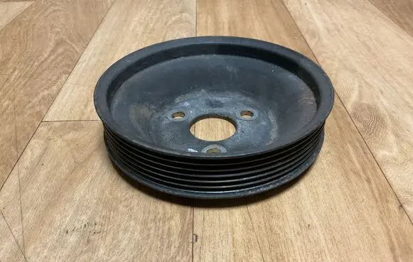 Alfa Romeo 147 Power steering pump pulley 