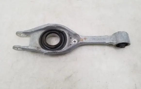 Hyundai i40 Rear upper control arm/wishbone