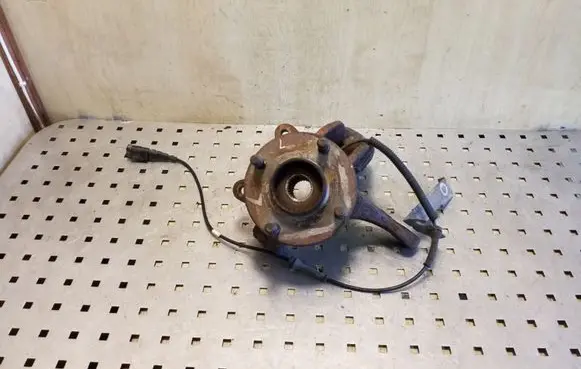 Ford Fusion Front wheel hub 