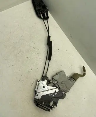 Subaru Forester SG Rear door lock