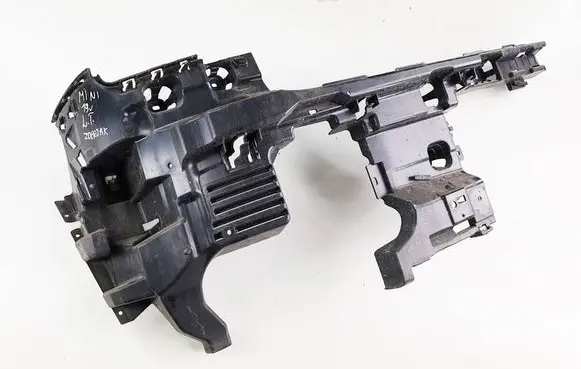 Mini Cooper Countryman F60 Rear bumper mounting bracket 7389357