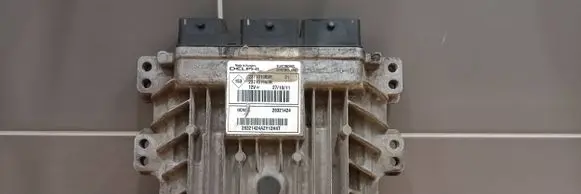 Renault Kangoo II Engine control unit/module 237101989R 28321424 237101990R