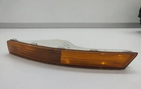 Volkswagen PASSAT B6 Front indicator light 3C0953041J
