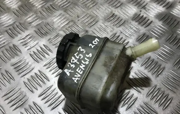 Toyota Avensis T220 Power steering fluid tank/reservoir