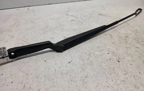 Volkswagen Golf IV Front wiper blade arm 1J1955409A