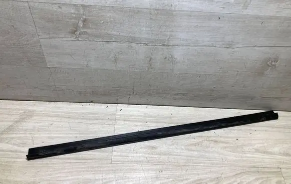 BMW 1 F70 Radiator mount bracket 5A50177
