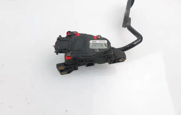 Seat Alhambra (Mk1) Accelerator throttle pedal YM219F836AA 7M3721603B