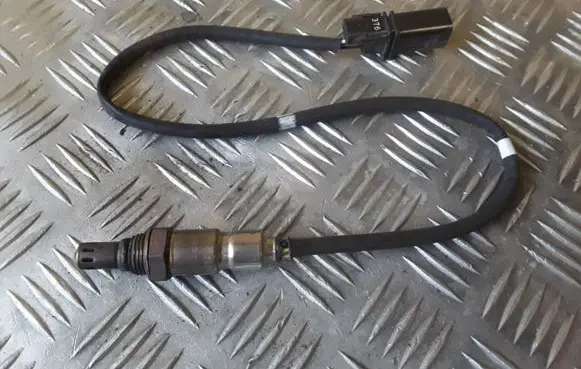 Volkswagen Golf VII Lambda probe sensor 04L906262A