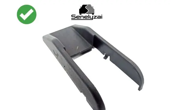 Mercedes-Benz R W251 Rear seat rail trim cover A2519290043 JC324309 324309
