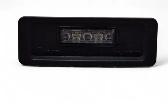 Volvo V40 Number plate light 31352526 A080105 LE8006355
