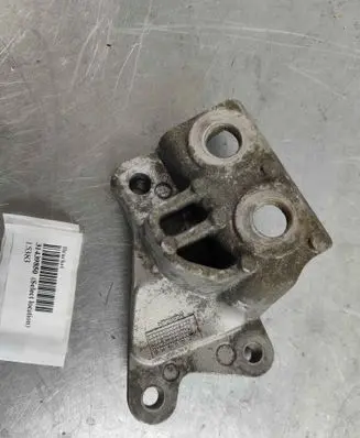 Volvo XC60 Front differential bracket 31439850 31370260