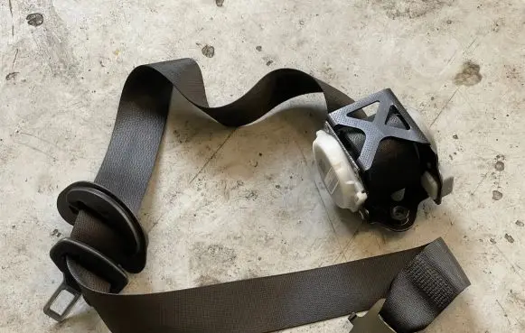 BMW X5 E70 Front seatbelt S2716104109H 08B1861P03429