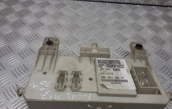 Ford Focus Fuse box set 4M5T14014