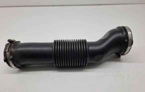 Jaguar XF X260 Turbo air intake inlet pipe/hose GX739C623CA