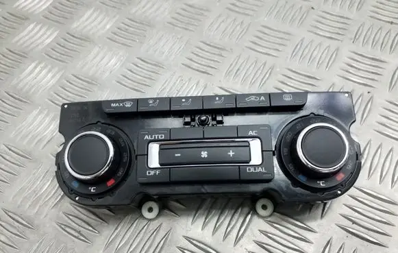 Skoda Superb B6 (3T) Climate control unit 3T0907044BK