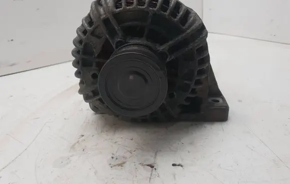 Volvo XC90 Generator/alternator 000038946008 421597