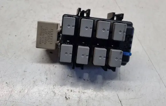 Subaru Outback Other relay E11020100