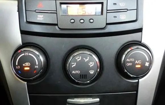 SsangYong Korando Climate control/heater control trim 68710-34101 IMPRK1006186
