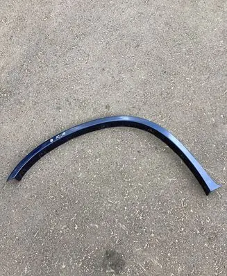 BMW X6 E71 Front arch trim 7176235