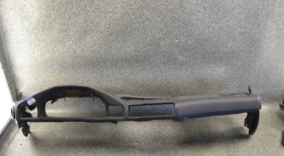 BMW 5 E34 Dashboard 8117470