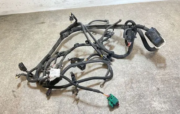 Citroen C4 III e-C4 Engine installation wiring loom 9832982580
