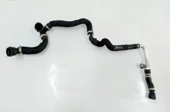 BMW 2 F44 Engine coolant pipe/hose 8658488
