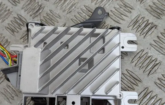 BMW 2 F44 Sound amplifier HV5A5CA8901
